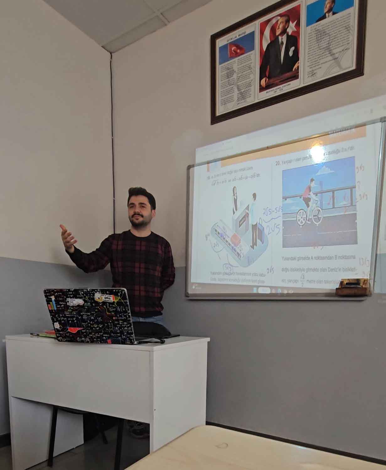 Tahta başında matematik dersi