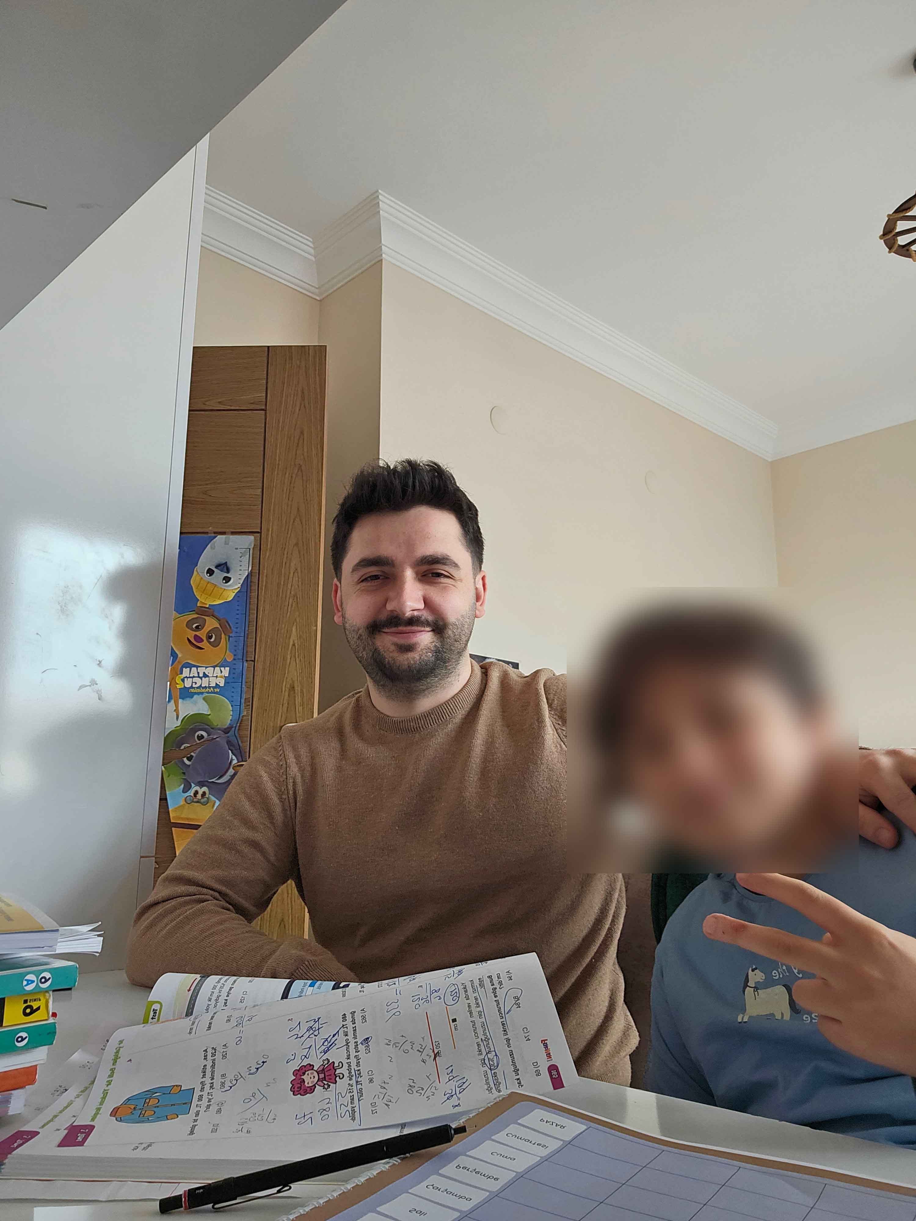 Ders anında öğrenci ve öğretmen